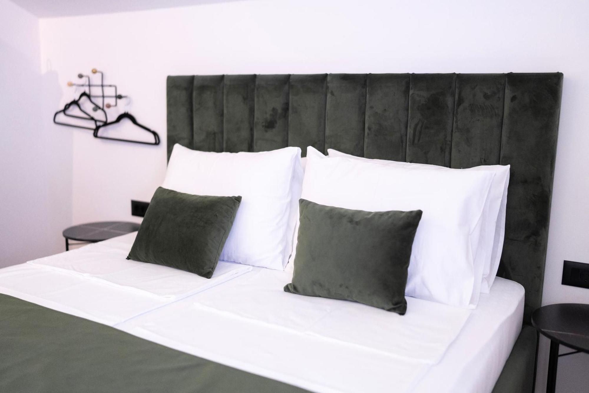 Regent Blue Apartments - Free Private Parking Mostar Buitenkant foto